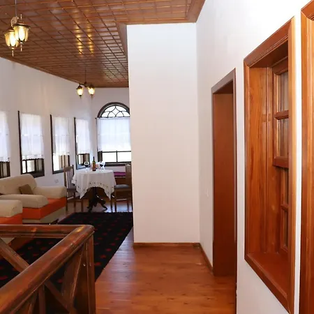 Casa vacanze Athina In Castle - Since 1741