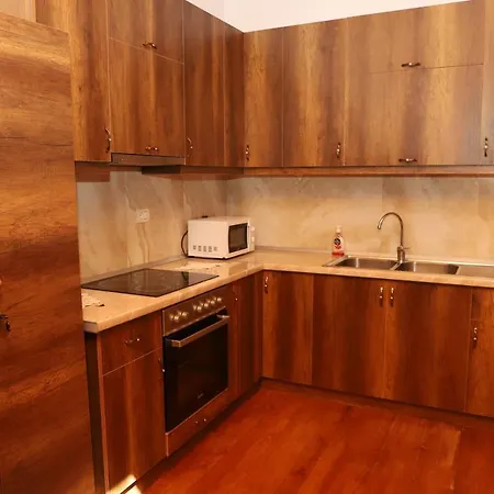 Athina In Castle - Since 1741 *