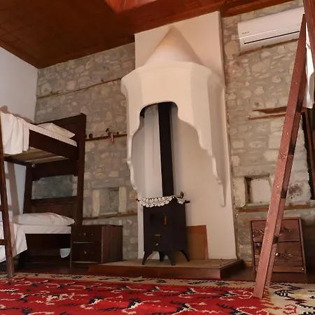 Athina In Castle - Since 1741