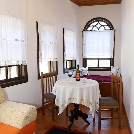 Athina In Castle - Since 1741 Prázdninový dům *