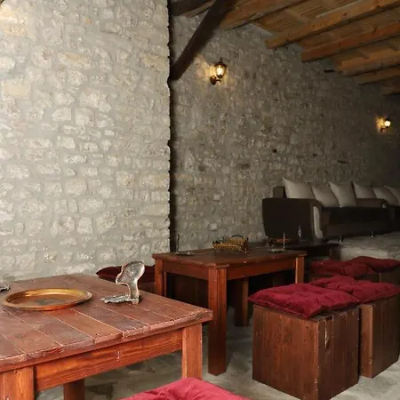 Athina In Castle - Since 1741