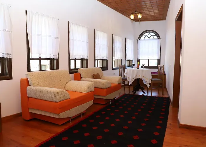 Athina In Castle - Since 1741 Holiday home