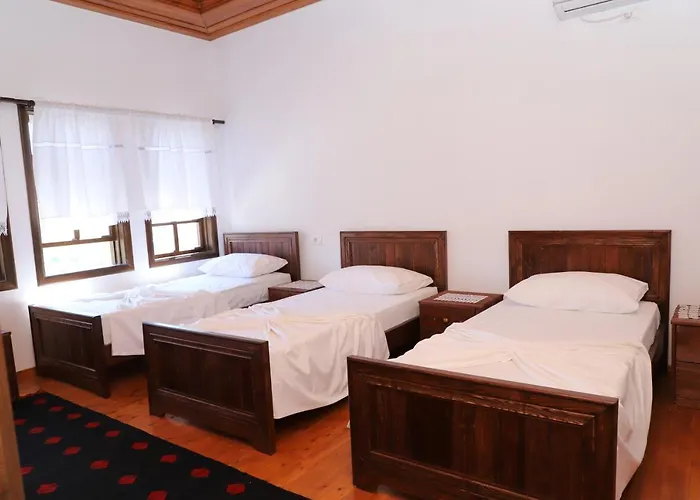 Athina In Castle - Since 1741